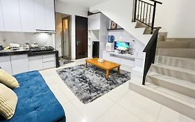 House Pik2 Cluster Virginia 2Br With Wi-Fi & Netflix